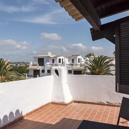 Milicias House * Lagos