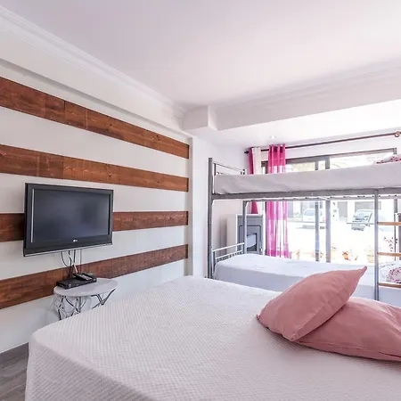 Milicias House * لاغوس